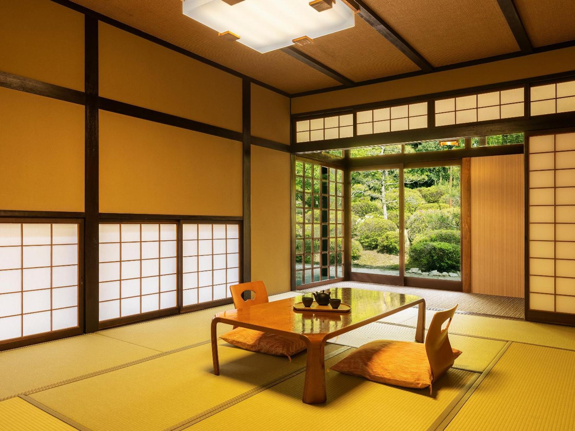 Ooedo Onsen Monogatari Premium Saiki Bekkan Misasa Extérieur photo