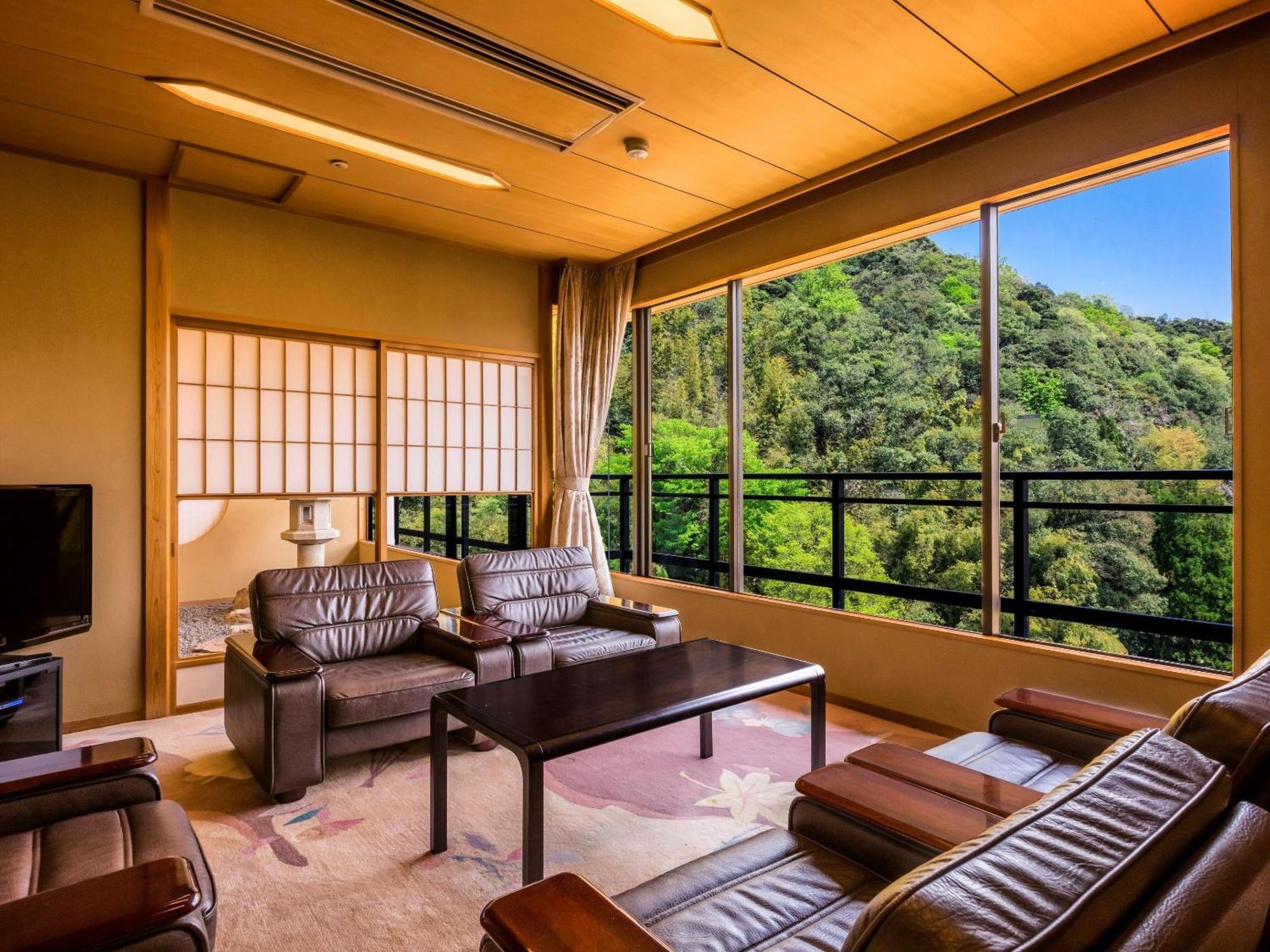 Ooedo Onsen Monogatari Premium Saiki Bekkan Misasa Extérieur photo