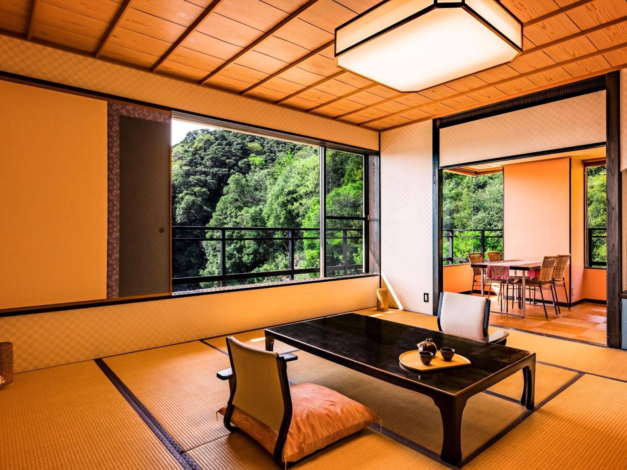 Ooedo Onsen Monogatari Premium Saiki Bekkan Misasa Chambre photo