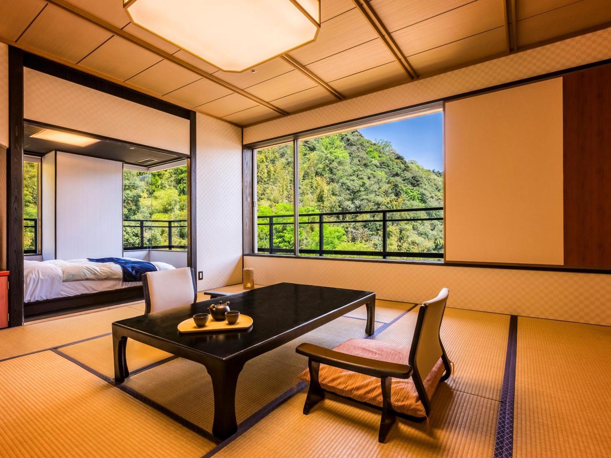 Ooedo Onsen Monogatari Premium Saiki Bekkan Misasa Extérieur photo