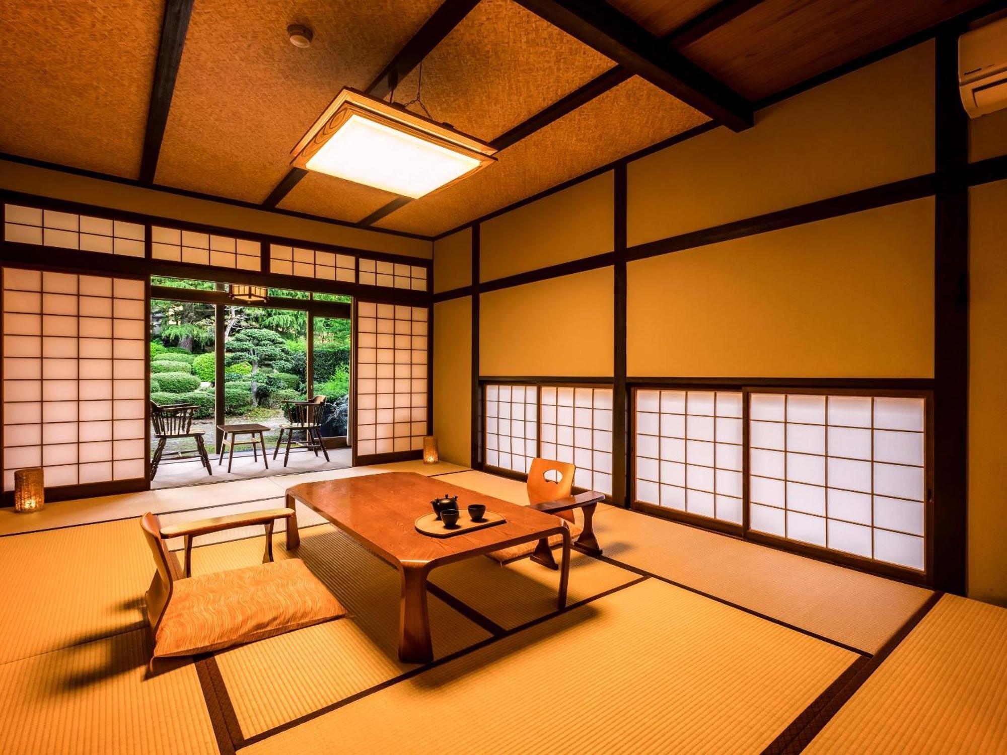Ooedo Onsen Monogatari Premium Saiki Bekkan Misasa Chambre photo