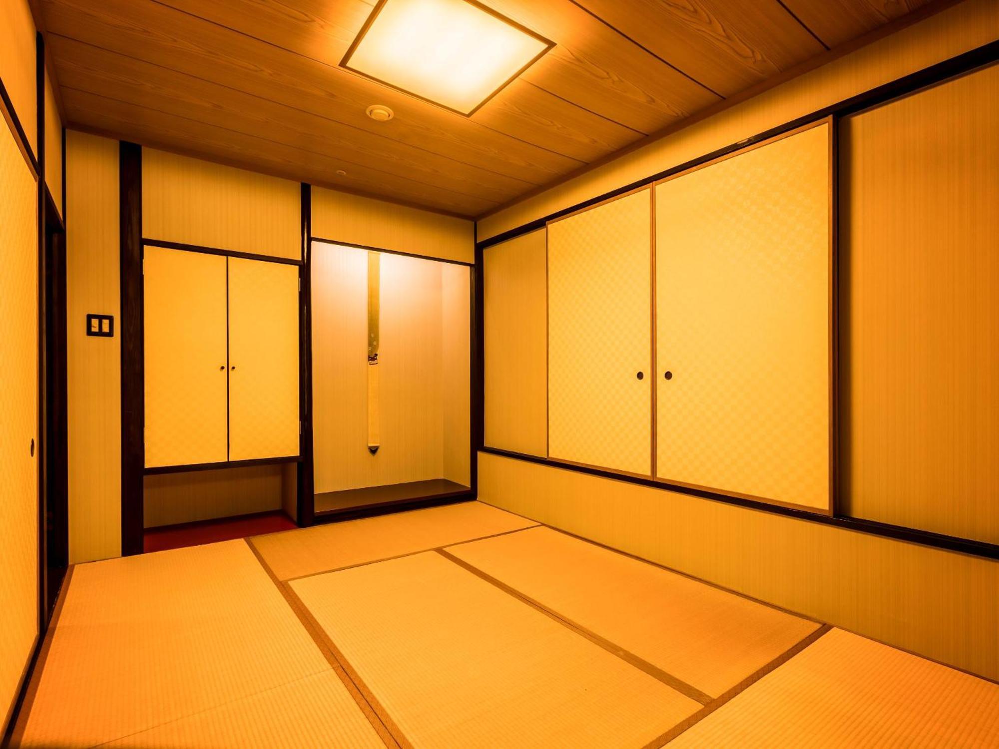 Ooedo Onsen Monogatari Premium Saiki Bekkan Misasa Chambre photo