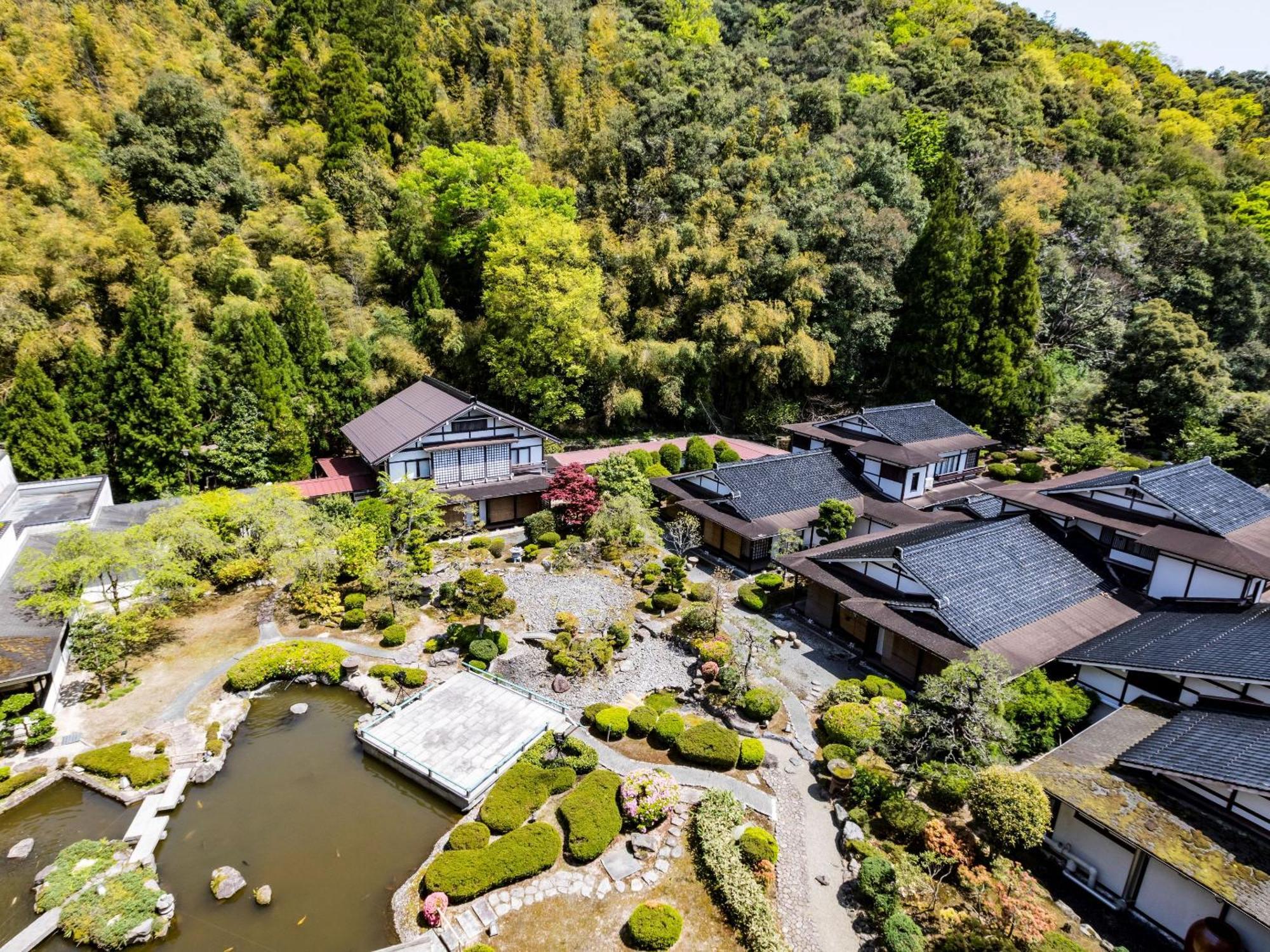 Ooedo Onsen Monogatari Premium Saiki Bekkan Misasa Chambre photo